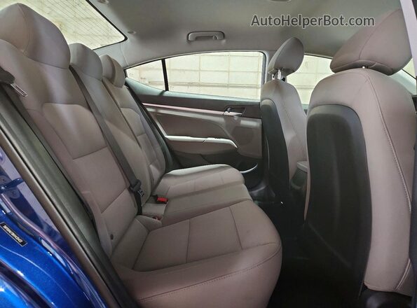 5NPD84LF8KH435422 2019 HYUNDAI ELANTRA Blue Вид задніх сидінь