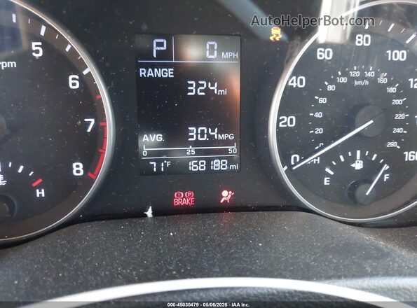 5NPD84LF9HH049973 2017 HYUNDAI ELANTRA Серебряный 