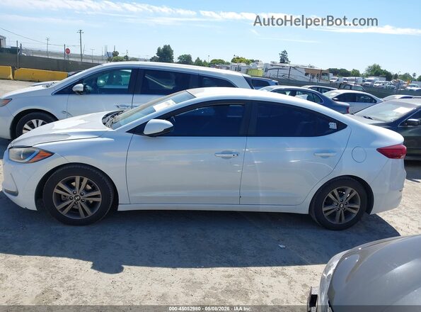 5NPD84LFXHH036651 2017 HYUNDAI ELANTRA Белый Панорамный вид салона 360°