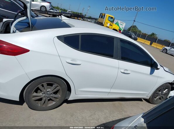 5NPD84LFXHH036651 2017 HYUNDAI ELANTRA Белый Вид задней части салона