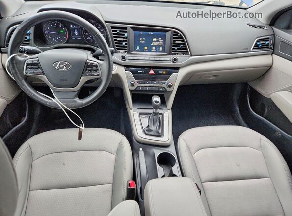 5NPD94LA7HH067969 2017 HYUNDAI ELANTRA Синий Вид панели приборов