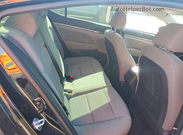 5NPD94LA7JH395110 2018 HYUNDAI ELANTRA Black Widok tylnych siedzeń
