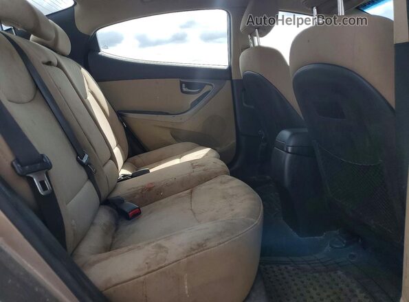 5NPDH4AE0GH686288 2016 HYUNDAI ELANTRA Tan Widok tylnych siedzeń