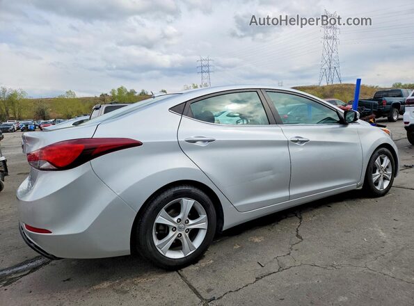 5NPDH4AE0GH696142 2016 HYUNDAI ELANTRA Silver Rear right