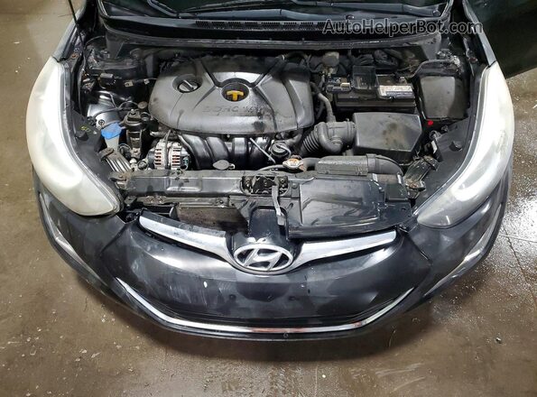 5NPDH4AE7GH690547 2016 HYUNDAI ELANTRA Черный Вид задней части салона