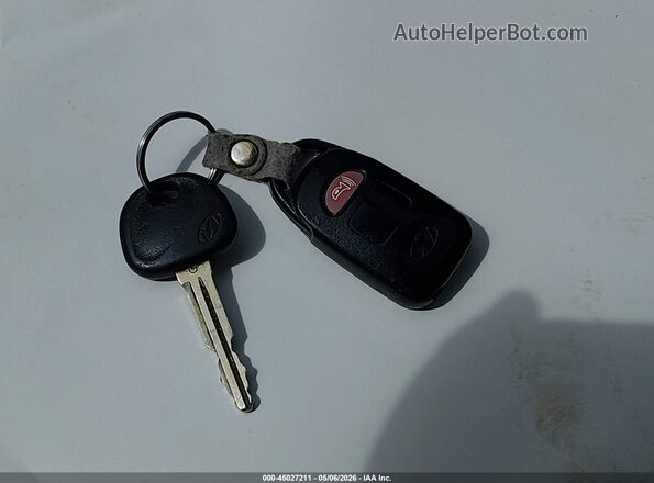 5NPDH4AE9GH749338 2016 HYUNDAI ELANTRA Синий Вид панели приборов