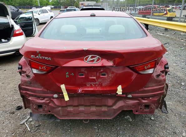 5NPDH4AEXGH656618 2016 HYUNDAI ELANTRA Красный Вид сзади