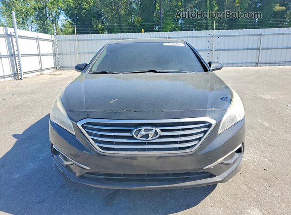 5NPE24AF0HH522460 2017 HYUNDAI SONATA Black Widok z przodu