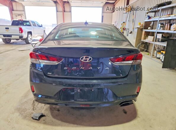 5NPE24AF1JH607023 2018 HYUNDAI SONATA Черный Вид сзади