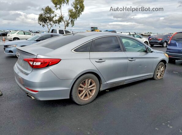 5NPE24AF2HH447499 2017 HYUNDAI SONATA Серебряный Задняя правая четверть