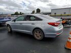 2017 Hyundai Sonata Base Серебряный vin: 5NPE24AF2HH447499
