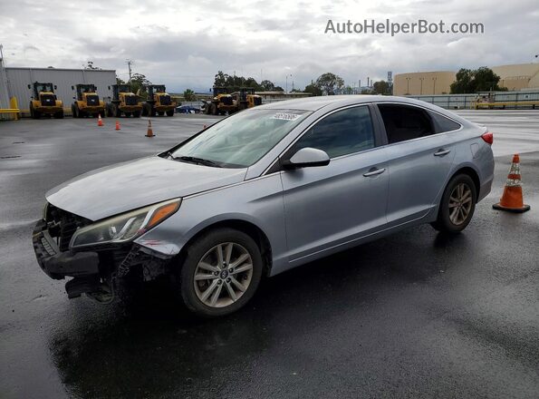 5NPE24AF2HH447499 2017 HYUNDAI SONATA Серебряный Передняя левая четверть