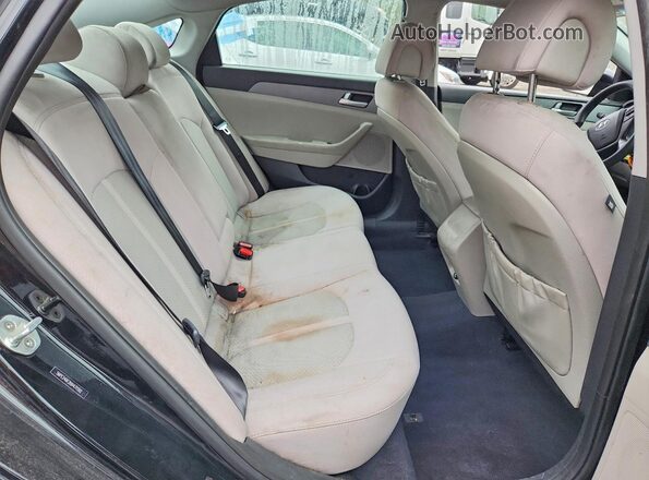 5NPE24AF2HH471592 2017 HYUNDAI SONATA Черный Вид задних сидений