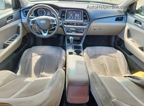 5NPE24AF3JH718480 2018 HYUNDAI SONATA Silver წინა პანელის ხედი