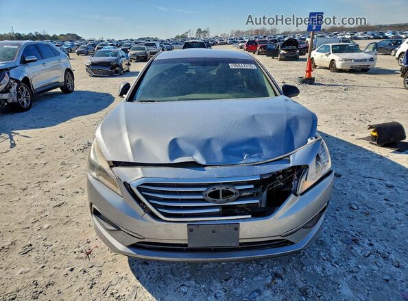 5NPE24AF4HH571211 2017 HYUNDAI SONATA Silver Widok z przodu