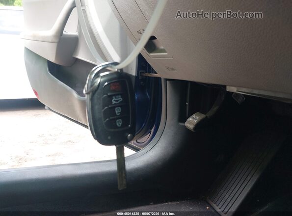 5NPE24AF5KH788564 2019 HYUNDAI SONATA Синий Вид панели приборов