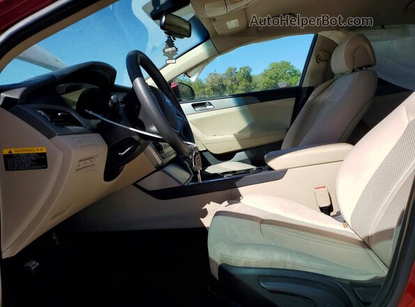 5NPE24AF7GH404808 2016 HYUNDAI SONATA Бордовый Вид салона спереди