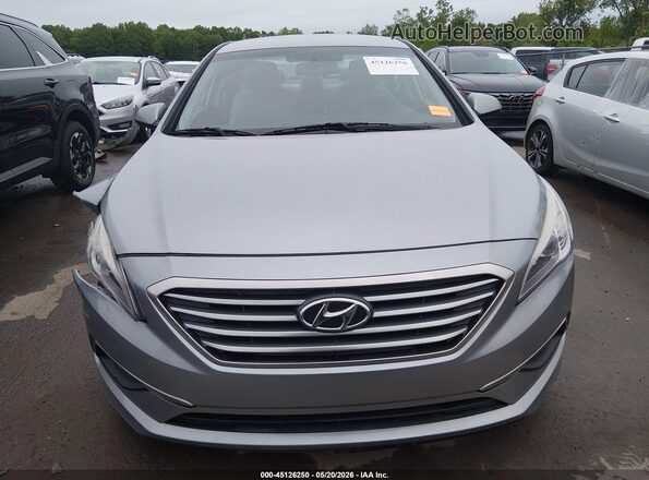 5NPE24AF9HH576842 2017 HYUNDAI SONATA Серебряный Вид щитка приборов