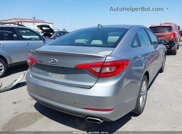 5NPE24AF9HH579031 2017 HYUNDAI SONATA Silver Задня права чверть