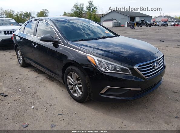 5NPE24AFXHH505603 2017 HYUNDAI SONATA Черный Передняя правая четверть