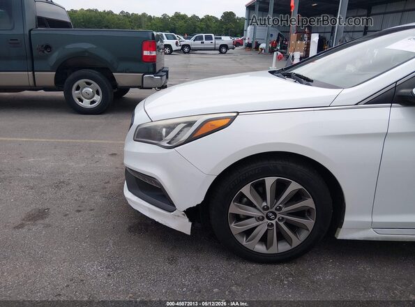 5NPE34AF1GH268284 2016 HYUNDAI SONATA Белый Вид спереди