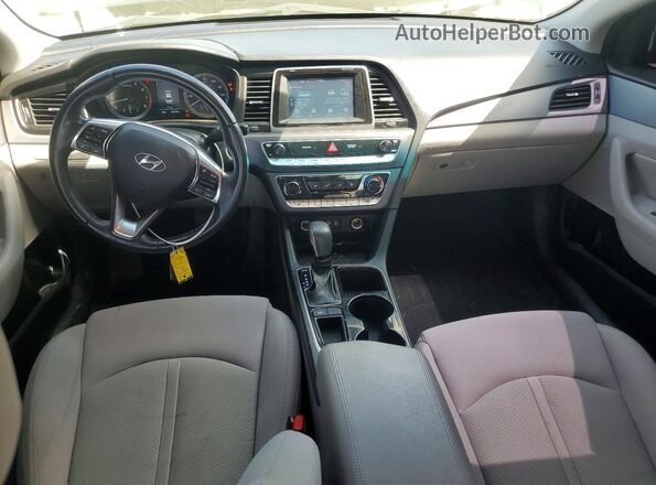 5NPE34AF1JH604331 2018 HYUNDAI SONATA White Vista del salpicadero