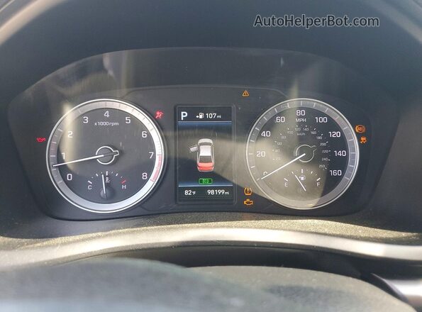 5NPE34AF1JH604331 2018 HYUNDAI SONATA White Vista del cuadro de instrumentos
