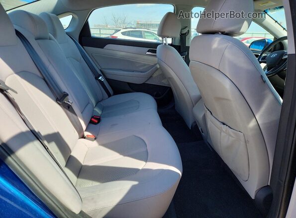 5NPE34AF2JH632915 2018 HYUNDAI SONATA Синий Вид задних сидений