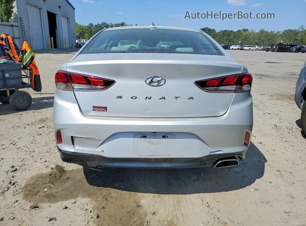 5NPE34AF2KH816785 2019 HYUNDAI SONATA Silver Вид ззаду