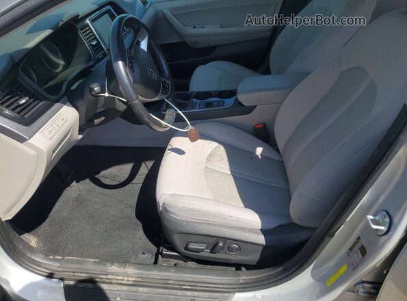 5NPE34AF2KH816785 2019 HYUNDAI SONATA Silver Вид салону спереду