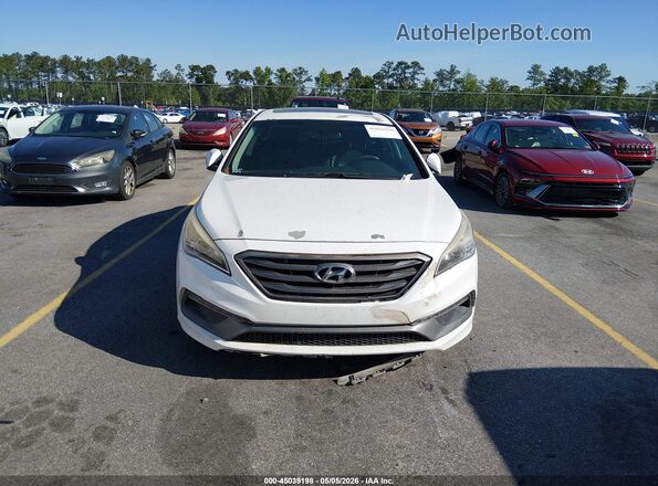 5NPE34AF5HH441452 2017 HYUNDAI SONATA White Widok zestawu wskaźników