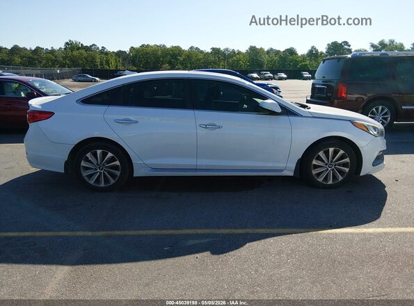 5NPE34AF5HH441452 2017 HYUNDAI SONATA White Widok wnętrza z tyłu