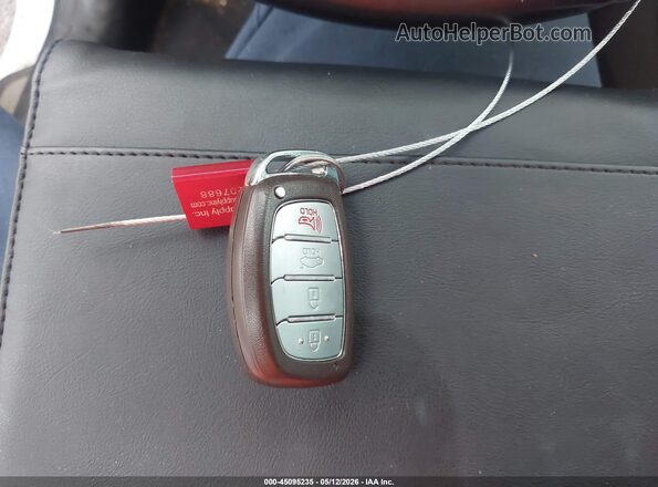 5NPE34AF5HH575524 2017 HYUNDAI SONATA White Dashboard view