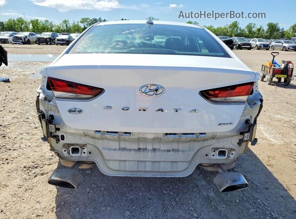 5NPE34AF5JH720454 2018 HYUNDAI SONATA Белый Вид сзади