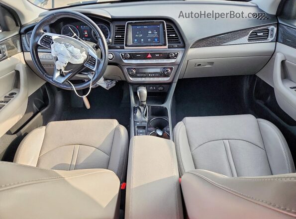 5NPE34AF7KH820850 2019 HYUNDAI SONATA Серый Вид панели приборов