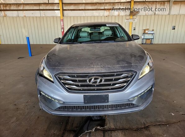 5NPE34AF8HH464708 2017 HYUNDAI SONATA Серебряный Вид спереди