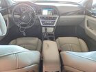 2017 Hyundai Sonata Limited Серебряный vin: 5NPE34AF8HH464708