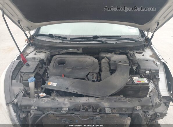 5NPE34AF8HH470315 2017 HYUNDAI SONATA Серебряный Вид сзади