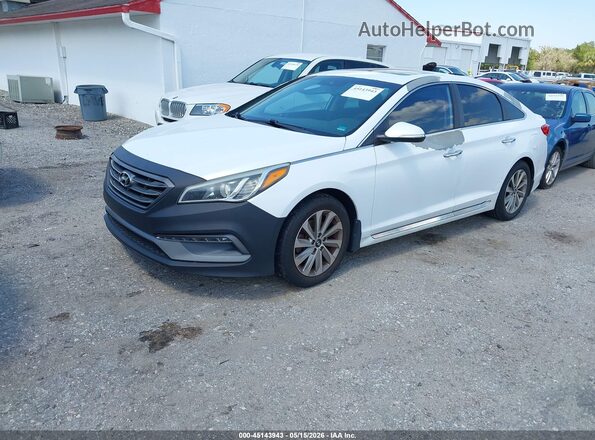 5NPE34AF8HH490273 2017 HYUNDAI SONATA Белый Передняя левая четверть