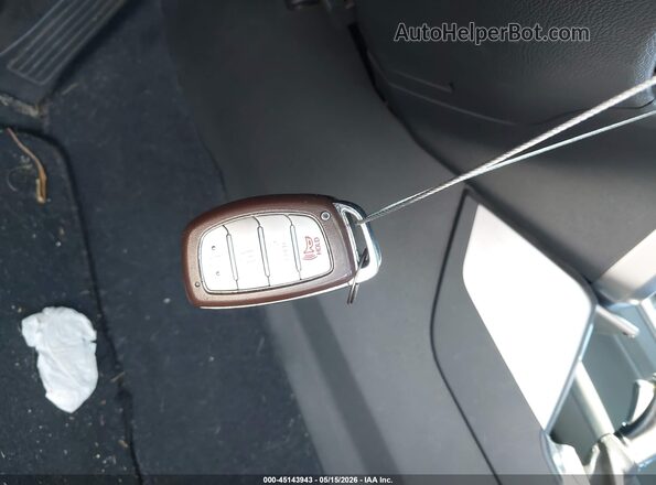 5NPE34AF8HH490273 2017 HYUNDAI SONATA Белый Вид панели приборов