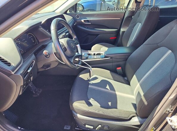 5NPEF4JA7MH096463 2021 HYUNDAI SONATA Черный Вид салона спереди