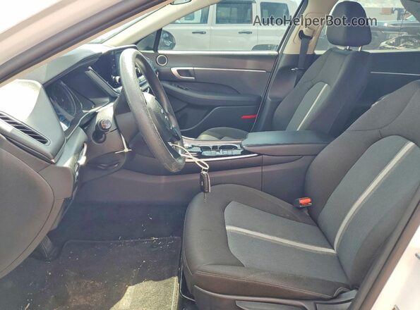 5NPEG4JA0MH072275 2021 HYUNDAI SONATA Белый Вид салона спереди
