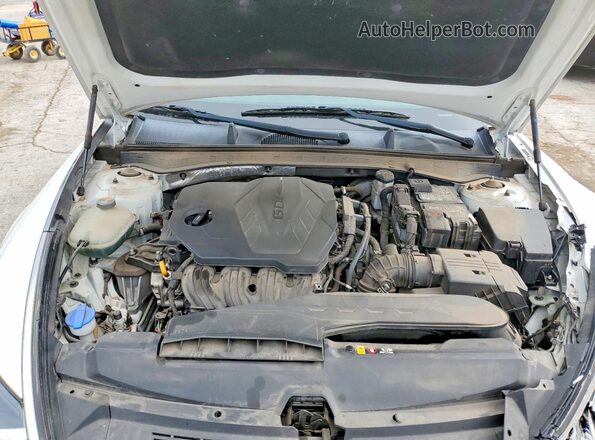 5NPEG4JAXMH075328 2021 HYUNDAI SONATA White Widok wnętrza z tyłu