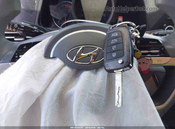 5NPLL4AG0MH036609 2021 HYUNDAI ELANTRA Белый Вид панели приборов