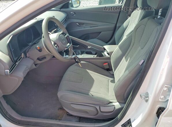5NPLL4AG1MH048459 2021 HYUNDAI ELANTRA White წინა სალონის ხედი