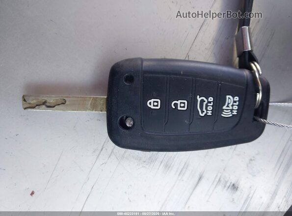5NPLL4AG5MH049484 2021 HYUNDAI ELANTRA Красный Вид панели приборов