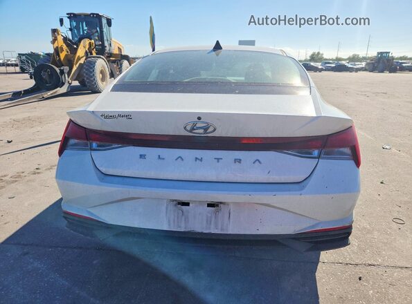 5NPLL4AG6MH042267 2021 HYUNDAI ELANTRA Белый Вид сзади