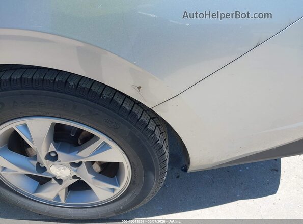 5NPLL4AGXMH049352 2021 HYUNDAI ELANTRA Серебряный Вид спереди