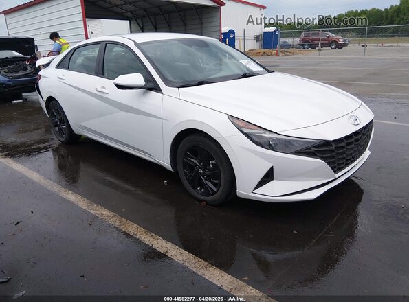 5NPLM4AG0PH113089 2023 HYUNDAI ELANTRA Белый Передняя правая четверть