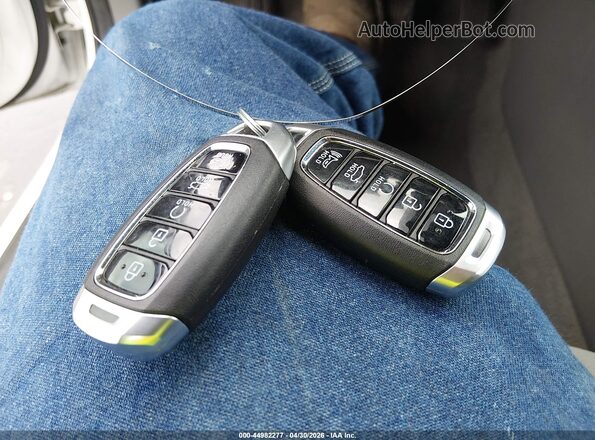 5NPLM4AG0PH113089 2023 HYUNDAI ELANTRA Белый Вид панели приборов